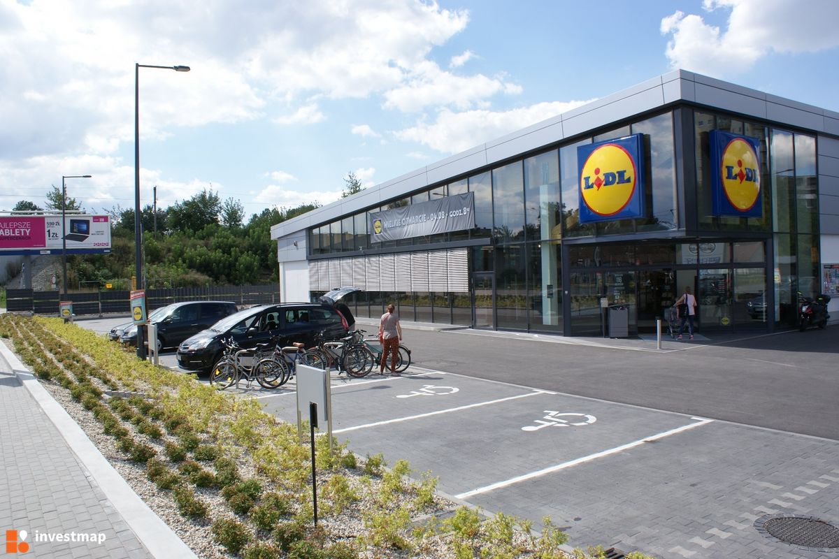 Zdjęcie Lidl, ul. Mogilska fot. Damian Daraż 