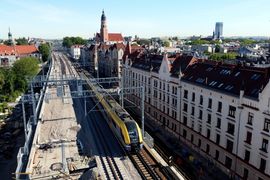 Kończy się budowa drugiego toru na kolejowej linii średnicowej w centrum Krakowa [ZDJĘCIA]