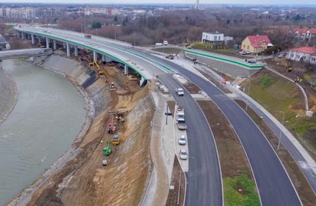 Wielka inwestycja w Rzeszowie bliska ukończenia. Wisłokostrada na finiszu budowy [FILM]