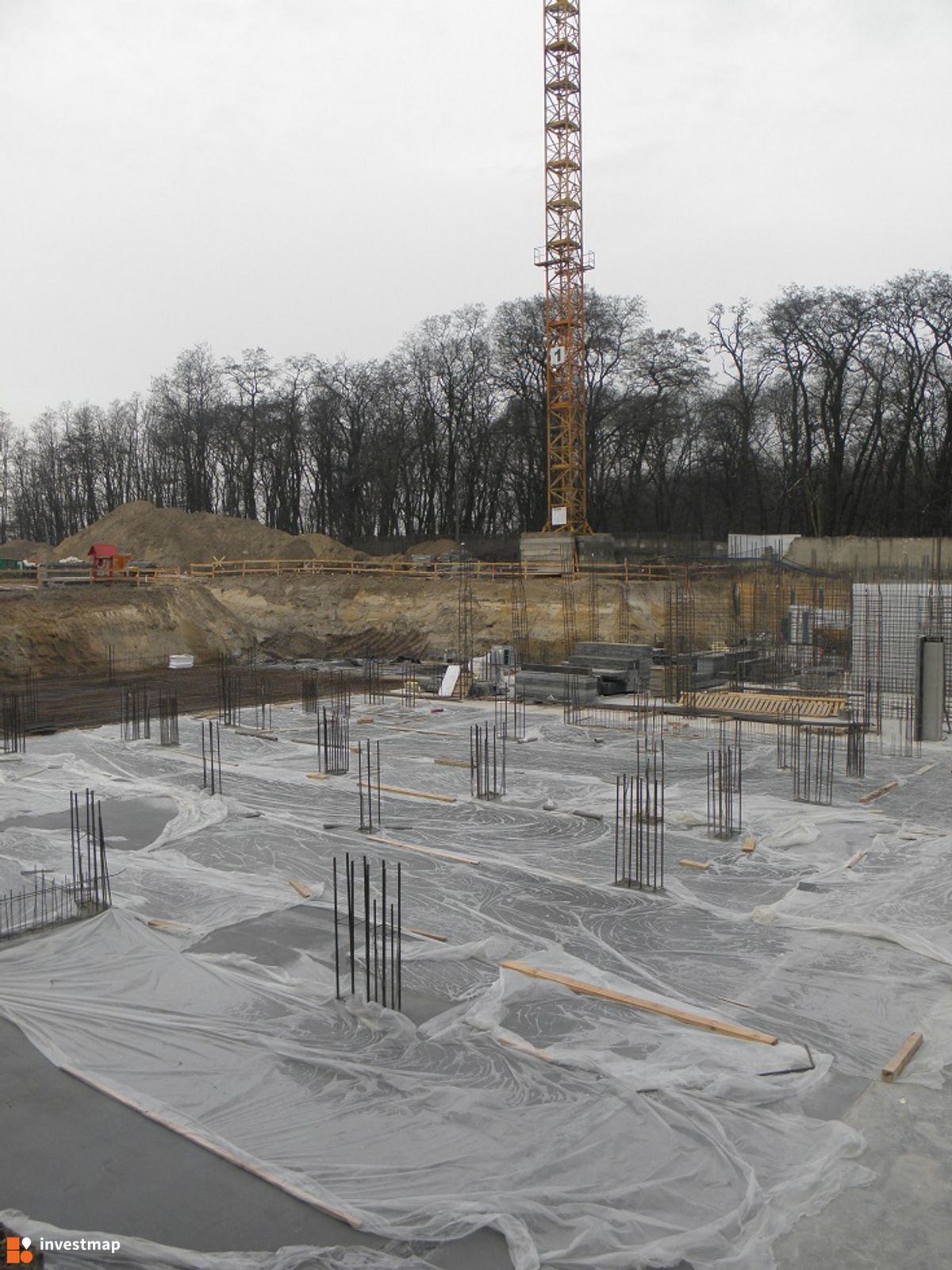 Zdjęcie [Poznań] Osiedle "Red Park" i Galeria "Dębiec" fot. PieEetrek 