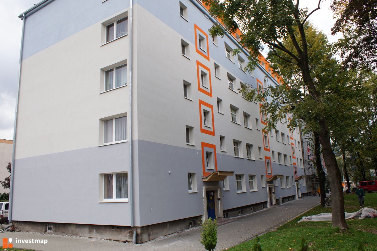 Zdjęcie [Kraków] Remont elewacji, ul. Śliwkowa 32 fot. Damian Daraż 