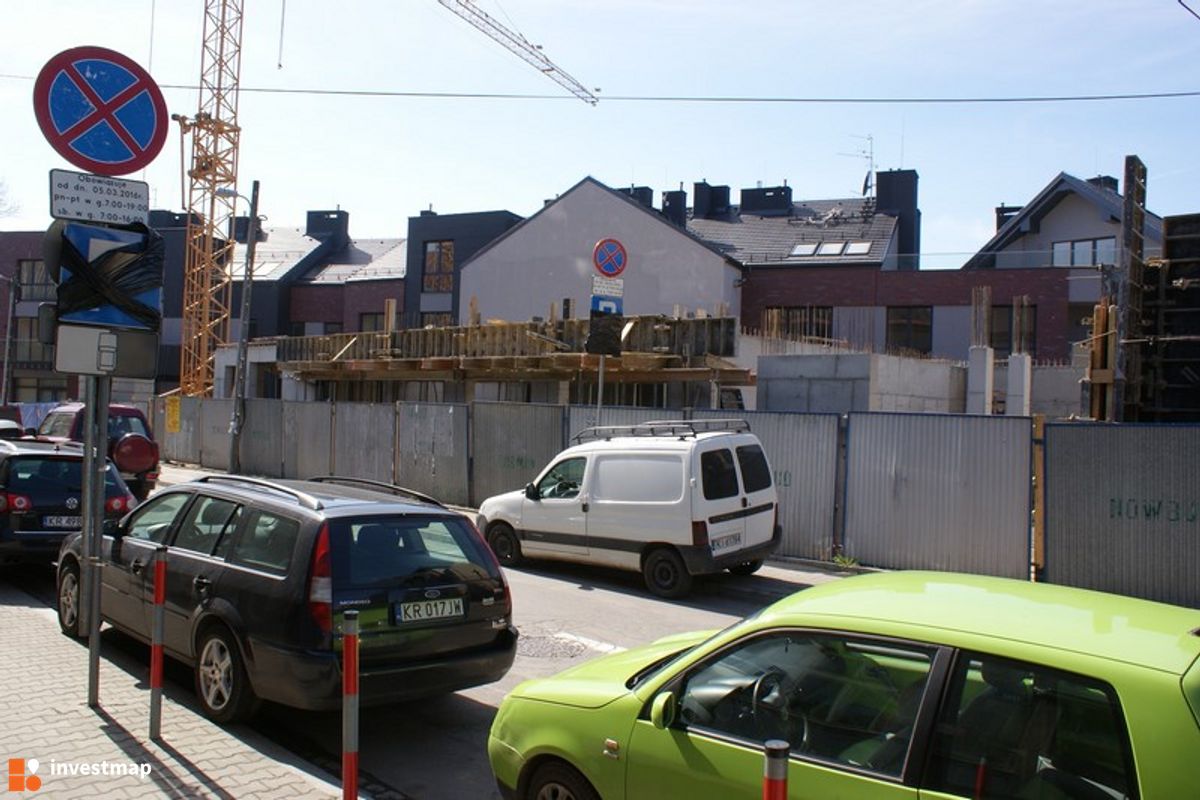 Zdjęcie [Kraków] Budynek Mieszkalny z Usługami, ul. Zamoyskiego 73 fot. Damian Daraż 