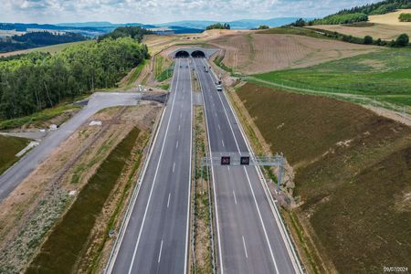 Wkrótce otwarcie ostatniego, brakującego odcinka drogi ekspresowej S3 na Dolnym Śląsku [FILMY+ZDJĘCIA]