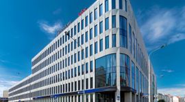 Znana, światowa firma zostaje na dłużej w Retro Office House
