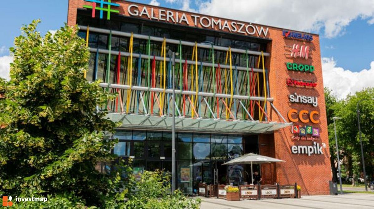 Zdjęcie Galeria Tomaszów fot. Orzech 