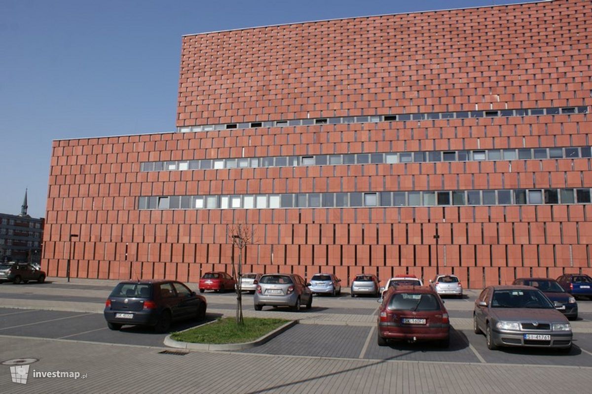 Zdjęcie [Katowice] Centrum Informacji Naukowej i Biblioteka Akademicka fot. Damian Daraż 