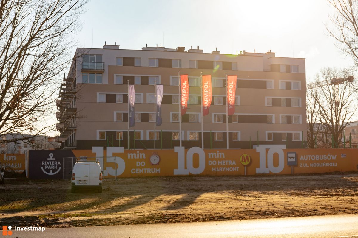 Zdjęcie [Warszawa] Osiedle "Riviera Park" fot. Jakub Zazula 