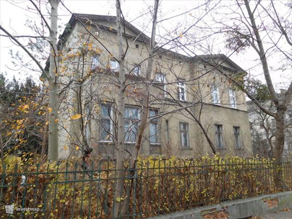 Zdjęcie Budynek mieszkalny, Januszowicka 12 fot. Mariusz Bartodziej