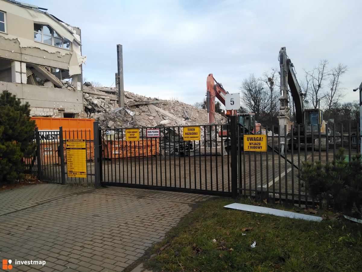 Zdjęcie Rozbiórka budynków biurowych, ul. Jana z Kolna 35 fot. Wojciech Jenda