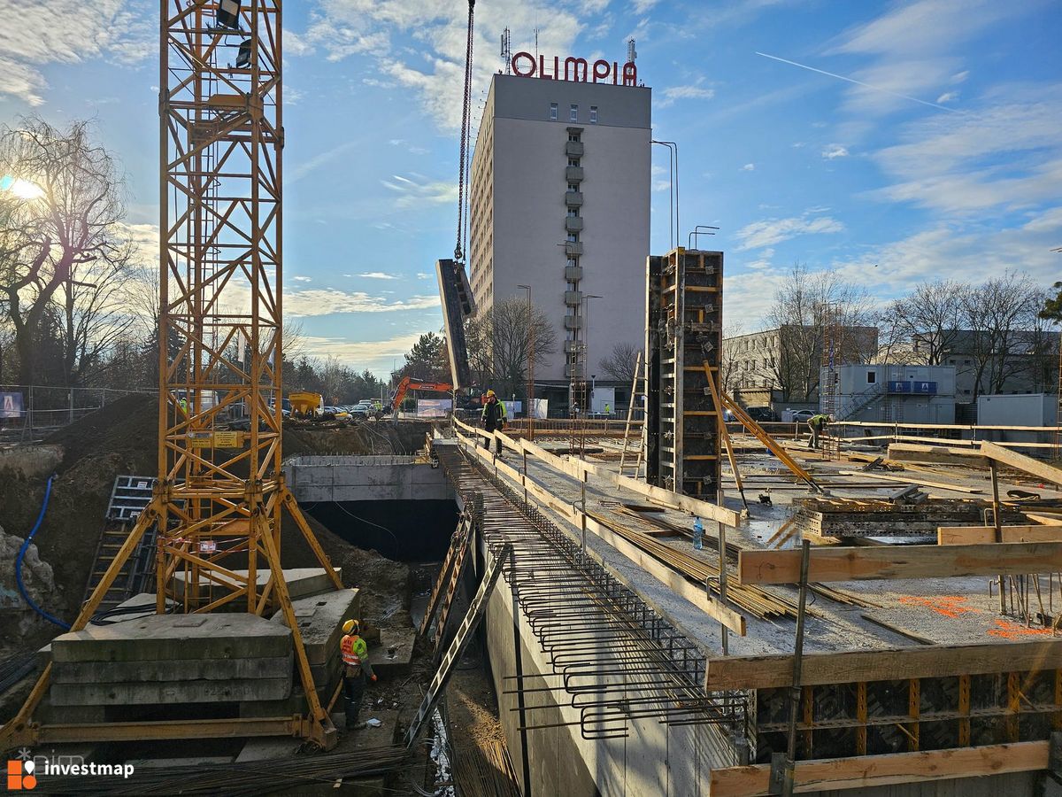 Zdjęcie Kryta pływalnia, ul. Taborowa fot. Orzech 