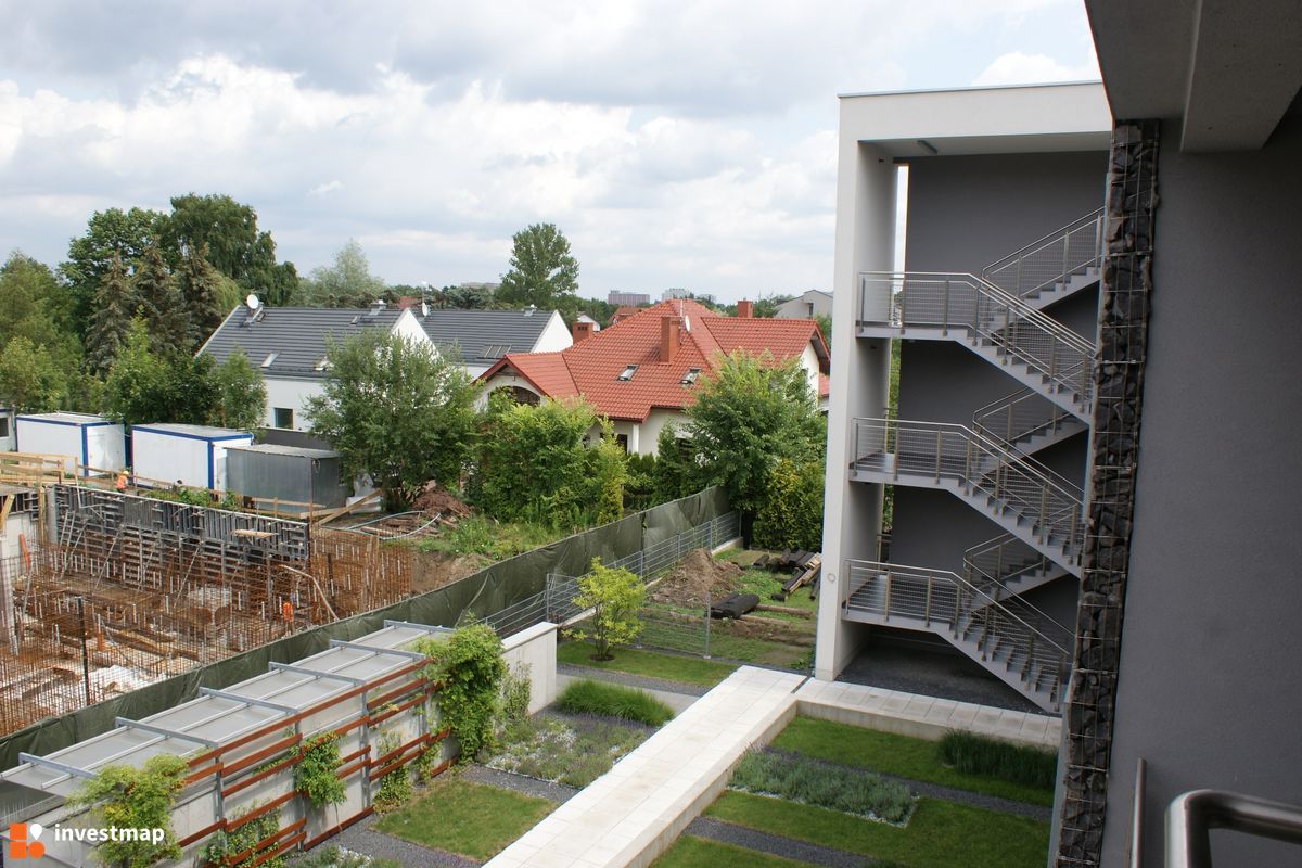 Zdjęcie [Kraków] Apartamenty z Ogrodu, ul. Jesionowa 11 fot. Damian Daraż 