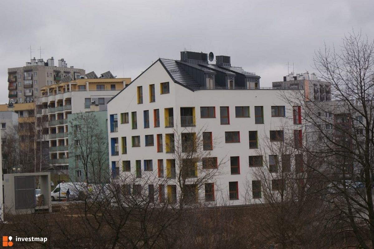 Zdjęcie [Kraków] Budynki Mieszkaniowe Wielorodzinne S.M. HUTNIK fot. Damian Daraż 
