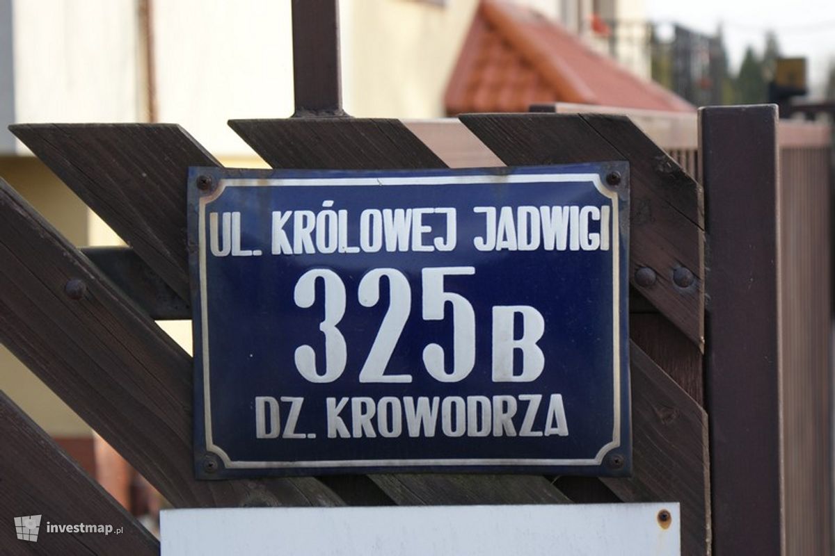 Zdjęcie [Kraków] Budynek Mieszkalny, ul. Królowej Jadwigi 325 fot. Damian Daraż 