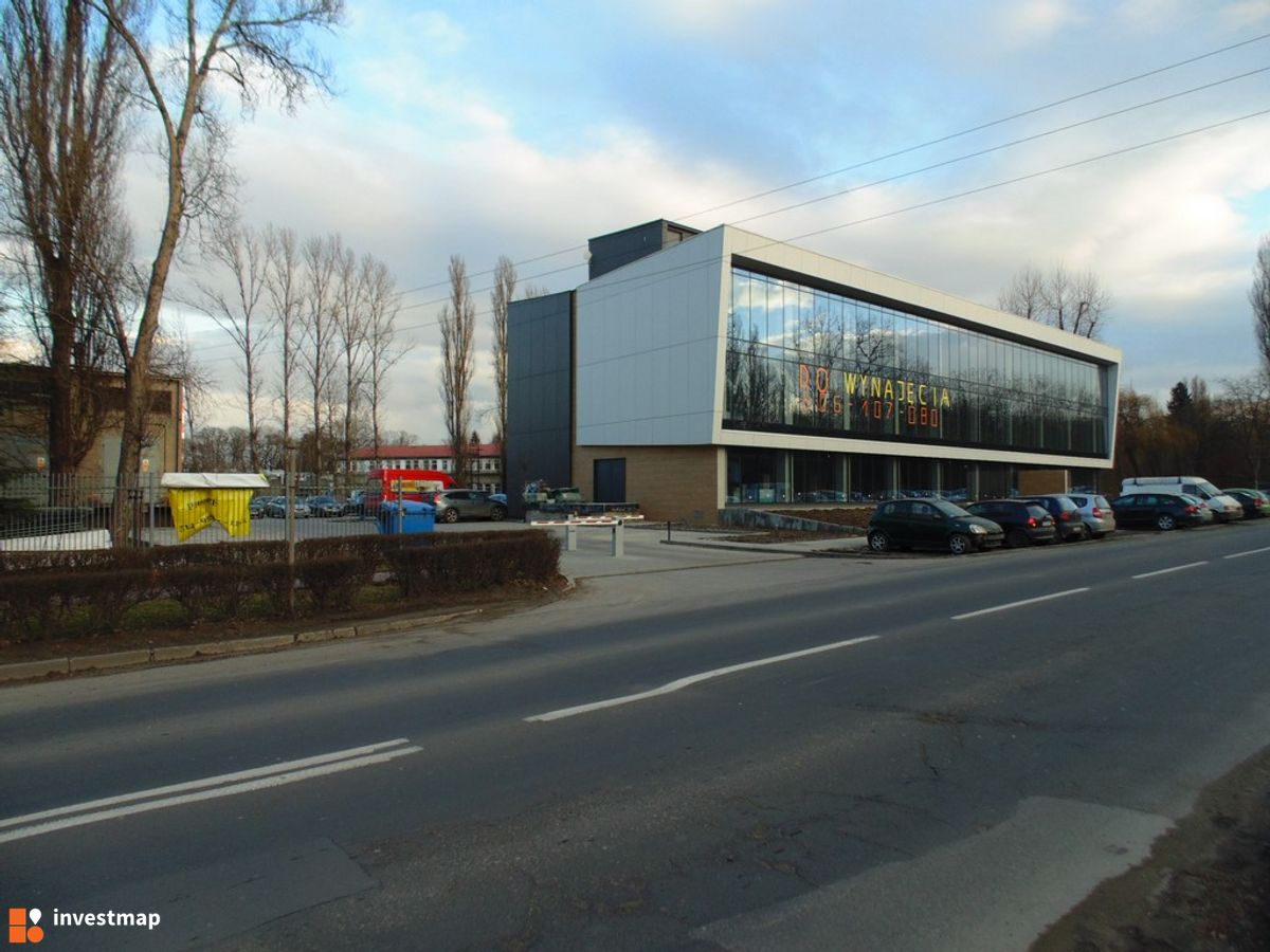 Zdjęcie Biurowiec, ul. Ujastek 5B fot. Damian Daraż 