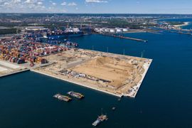Budowa wielkiego Terminala T5 w Porcie Gdańsk na ostatniej prostej [ZDJĘCIA]