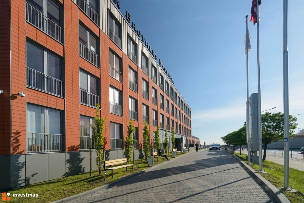 Wizualizacja Orange Office Park dodał Damian Daraż 