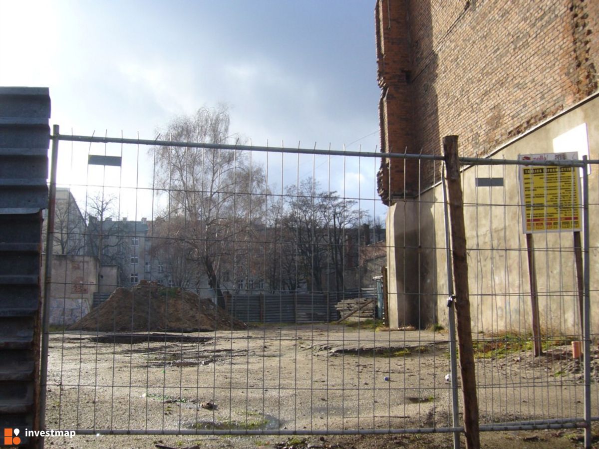 Zdjęcie [Wrocław] Plomba, ul. Worcella 23 fot. Orzech 