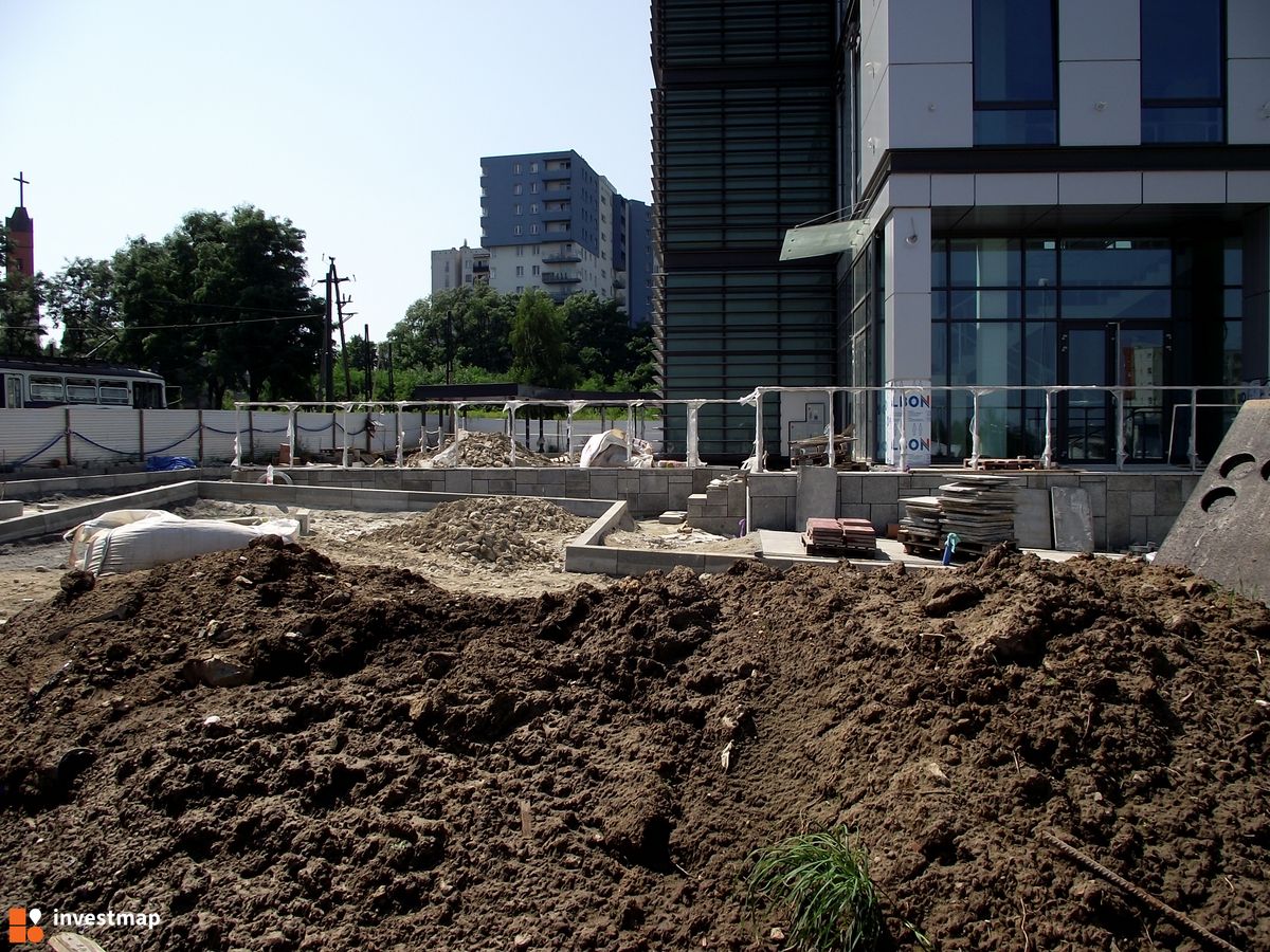 Zdjęcie [Kraków] Budynek biurowo-usługowy, ul. Piasta Kołodzieja 78 fot. Damian Daraż 