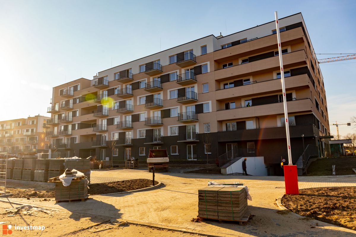 Zdjęcie [Warszawa] Osiedle "Riviera Park" fot. Jakub Zazula 