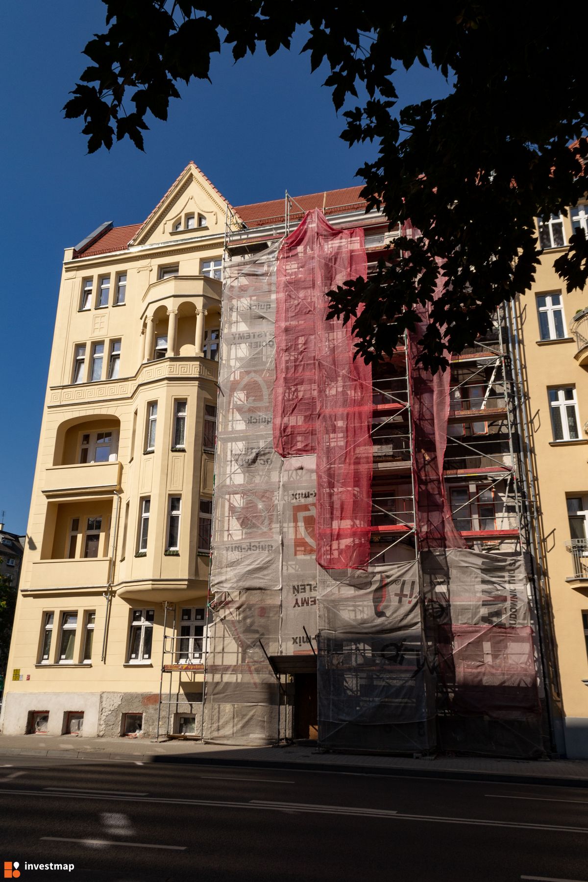 Zdjęcie [Wrocław] Remont kamienicy przy Wyszyńskiego 60 fot. Jan Augustynowski