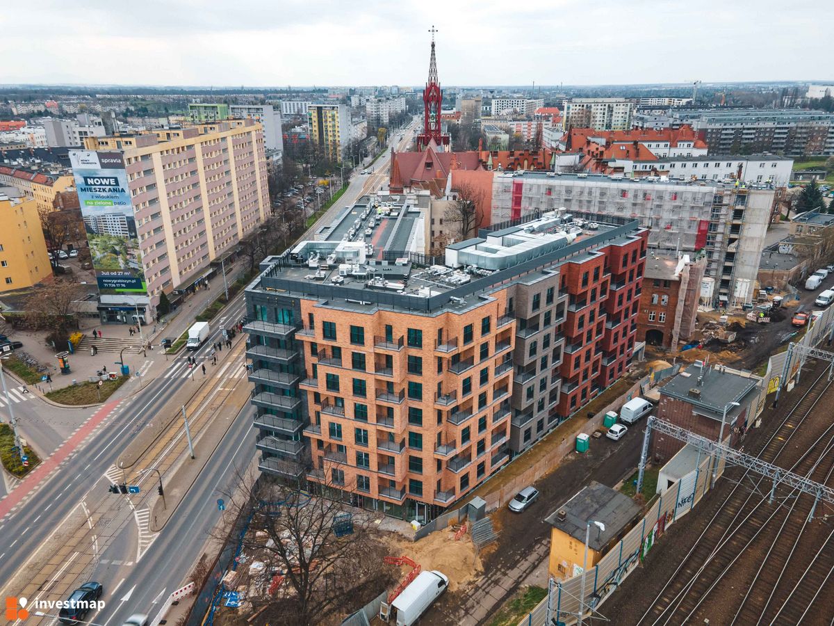 Zdjęcie Budynek hotelowy przy ul. Grabiszyńskiej fot. Jakub Zazula 