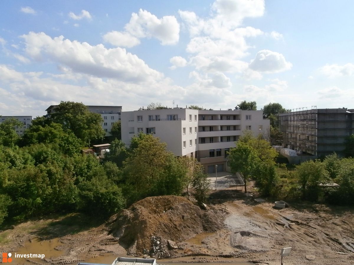 Zdjęcie [Wrocław] Budynek wielorodzinny "Przyjazny Zakątek" fot. Jan Augustynowski
