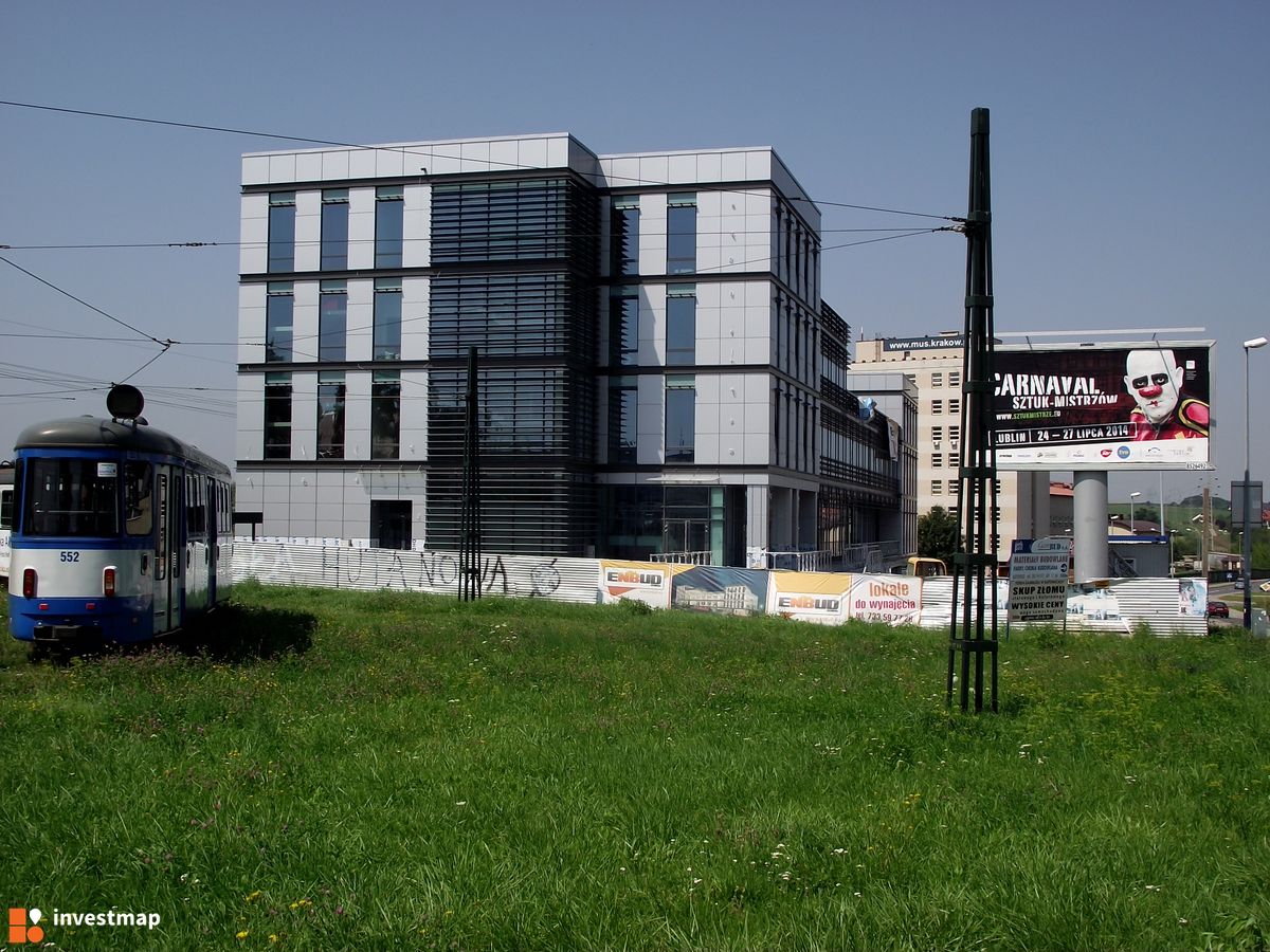 Zdjęcie [Kraków] Budynek biurowo-usługowy, ul. Piasta Kołodzieja 78 fot. Damian Daraż 