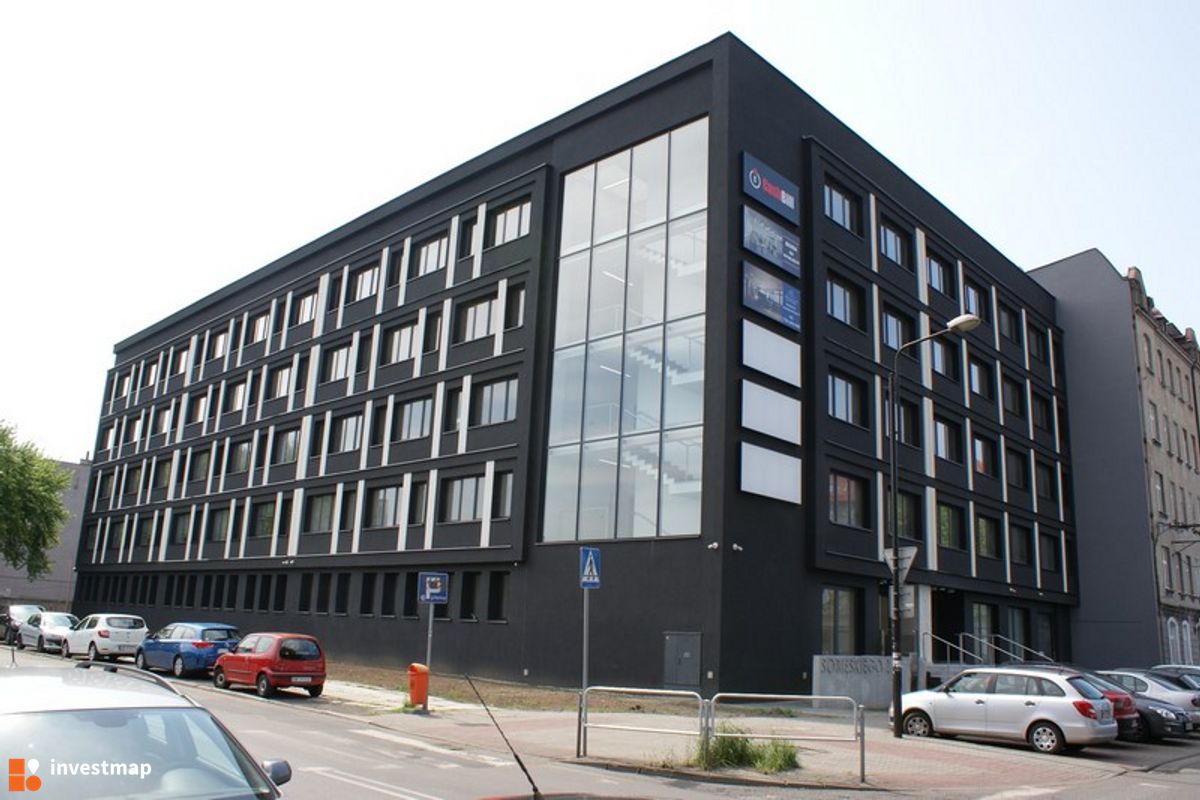Zdjęcie [Katowice] Biurowiec "Sobieskiego 2" fot. Damian Daraż 