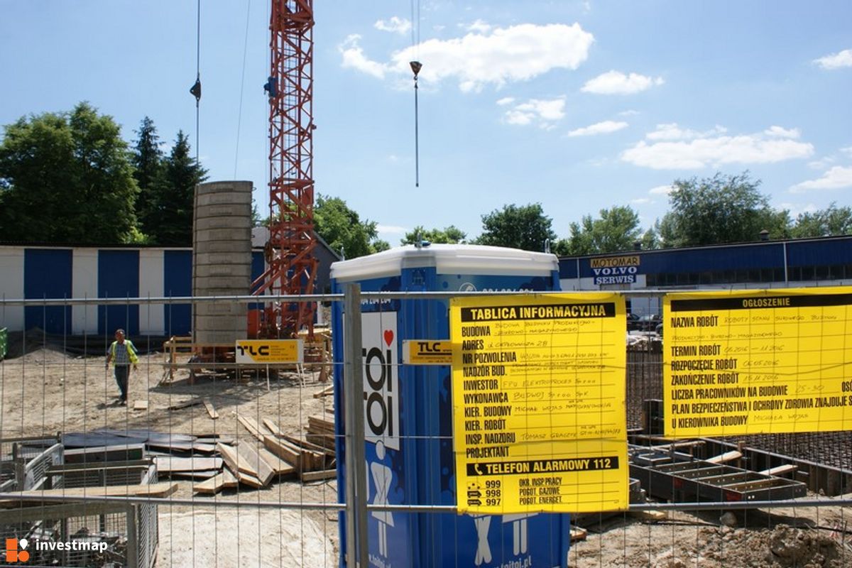 Zdjęcie [Kraków] Budynek Magazynowo - Biurowy, ul. Ciepłownicza 28 fot. Damian Daraż 