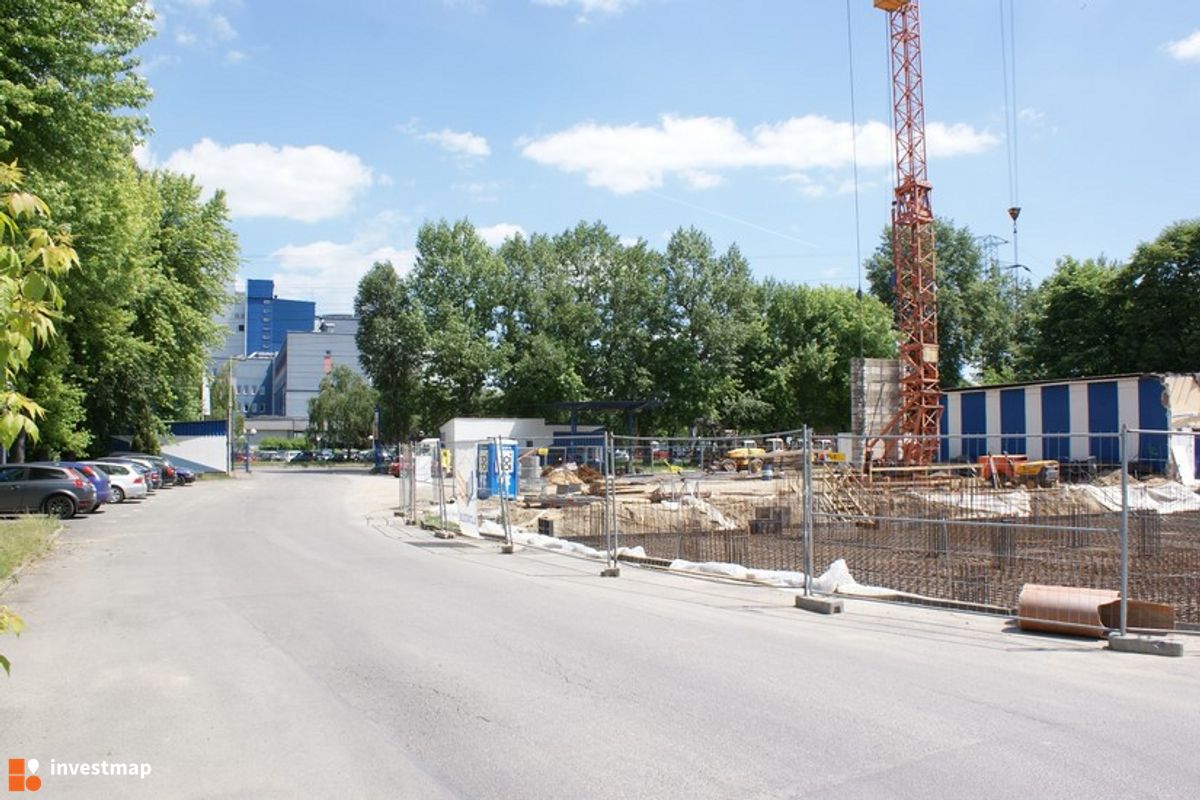 Zdjęcie [Kraków] Budynek Magazynowo - Biurowy, ul. Ciepłownicza 28 fot. Damian Daraż 