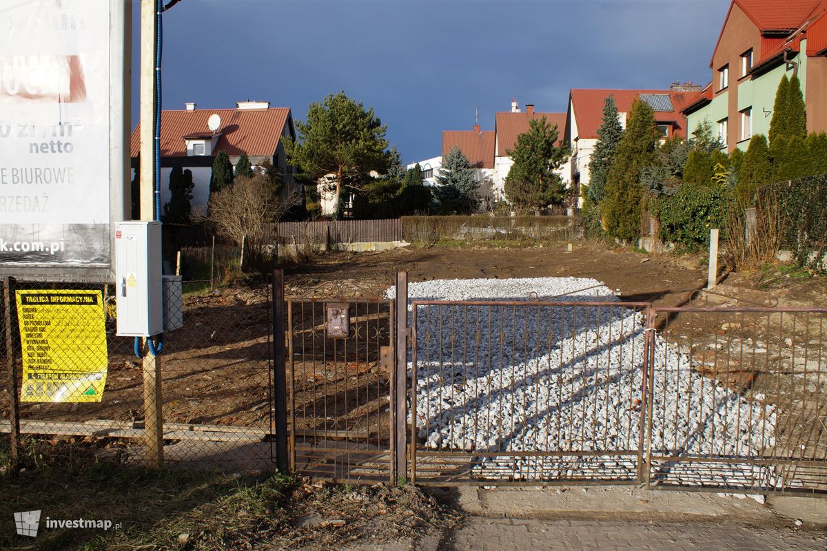 Zdjęcie [Kraków] Budynek Mieszkalno - Usługowy, ul. Dobrego Pasterza 201 fot. Damian Daraż 