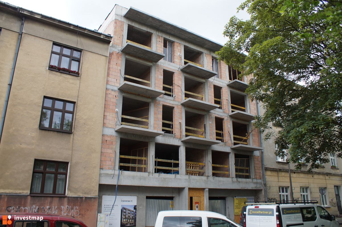 Zdjęcie [Kraków] Budynek Mieszkalny, ul. Skwerowa 32 fot. Damian Daraż 