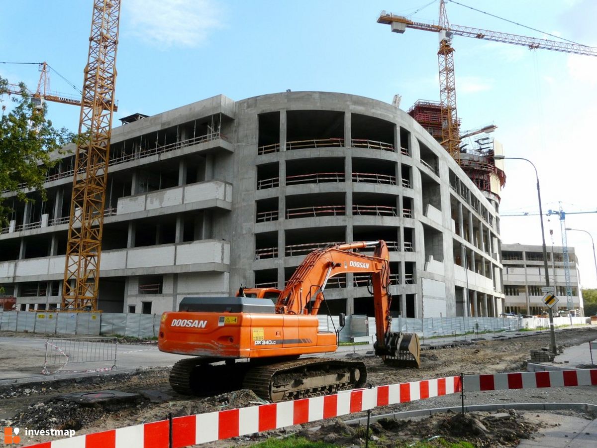 Zdjęcie [Wrocław-Krzyki] Przebudowa układu drogowego wokół Sky Tower fot. alsen strasse 67 