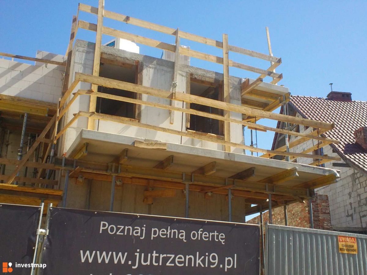Zdjęcie [Wrocław] Budynek wielorodzinny "Jutrzenki 9" fot. Orzech 