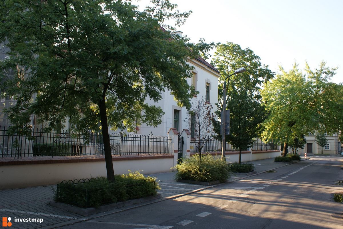 Zdjęcie [Kraków] Remont Klinik wraz z Ogrodzeniem, ul. Botaniczna 3 fot. Damian Daraż 