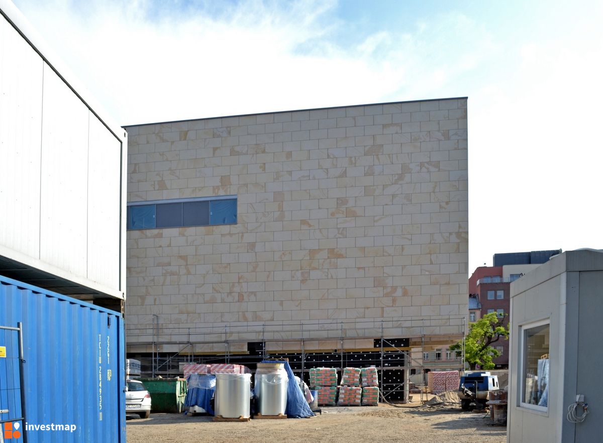 Zdjęcie [Wrocław] Budowa sali koncertowej (budynek E) i remont sal dydaktycznych (budynek D) (Akademia Muzyczna) fot. alsen strasse 67 