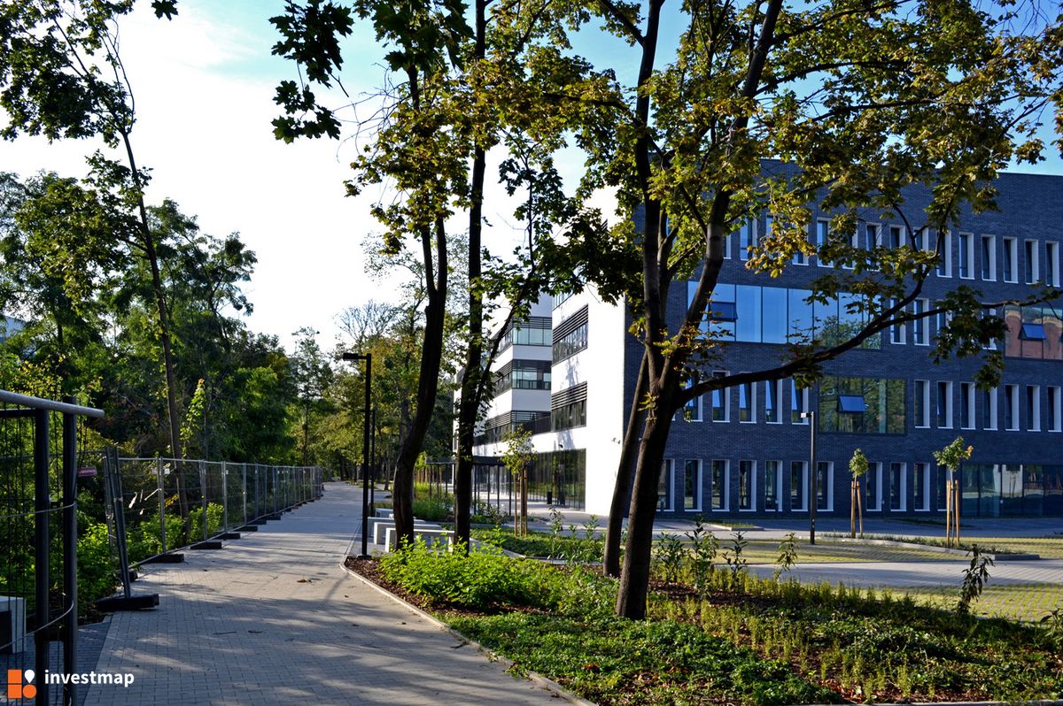 Zdjęcie [Wrocław] Kompleks Edukacyjno-Badawczy "GeoCentrum" (Politechnika Wrocławska) fot. alsen strasse 67 