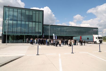 Na terenie Kraków Airport otwarto nowy terminal cargo [FILM+ZDJĘCIA]