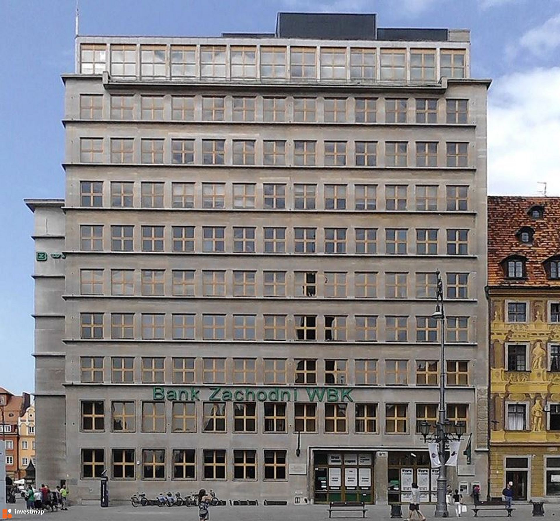 Pierwszy wrocławski wieżowiec zmienił się w hotel B&B Wrocław Old Town