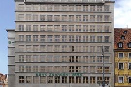 Pierwszy wrocławski wieżowiec zmienił się w hotel B&B Wrocław Old Town [WIZUALIZACJE]