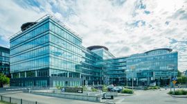 Grupa Revetas sprzedała duży kompleks biurowy w Warszawie