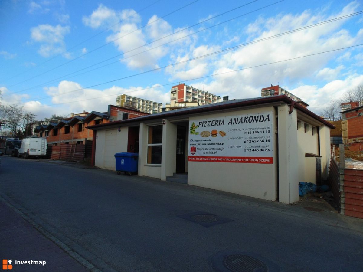 Zdjęcie Hostel, ul. Parnickiego fot. Damian Daraż 