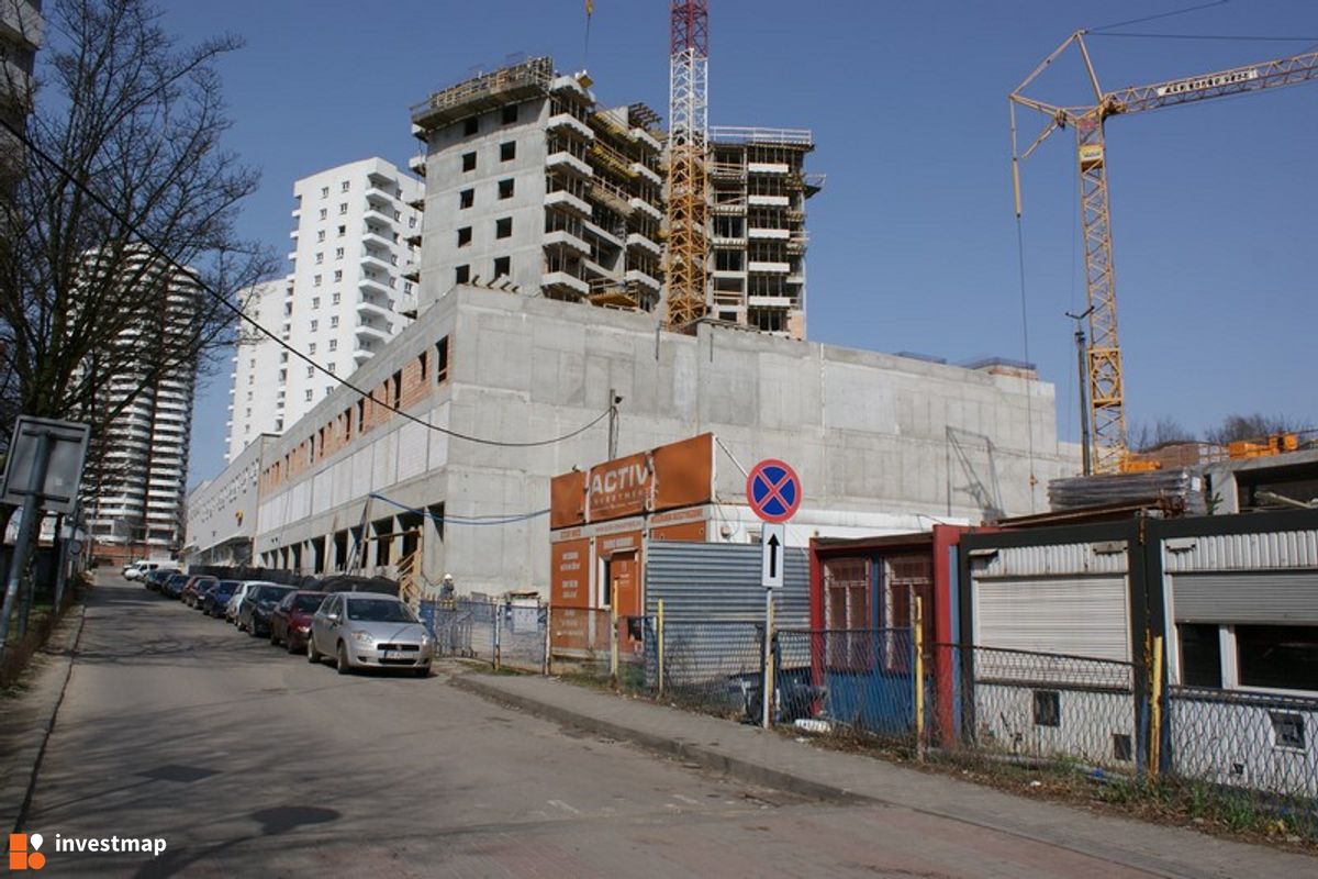 Zdjęcie [Katowice] Osiedle "4 Wieże" fot. Damian Daraż 