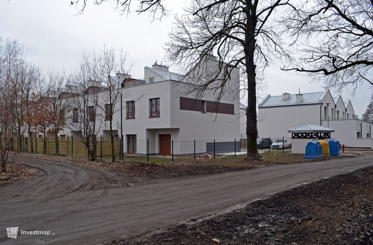 Zdjęcie [Wrocław] Osiedle domów jednorodzinnych "Nowe Maślice", al. Śliwowa fot. alsen strasse 67 