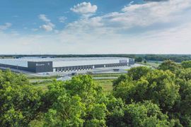 Nowe miejsca pracy. Budowa Hillwood & LCube Wrocław East w Dobrzykowicach dobiegła końca