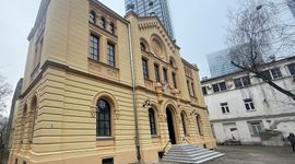 Koniec remontu elewacji synagogi Nożyków w Warszawie