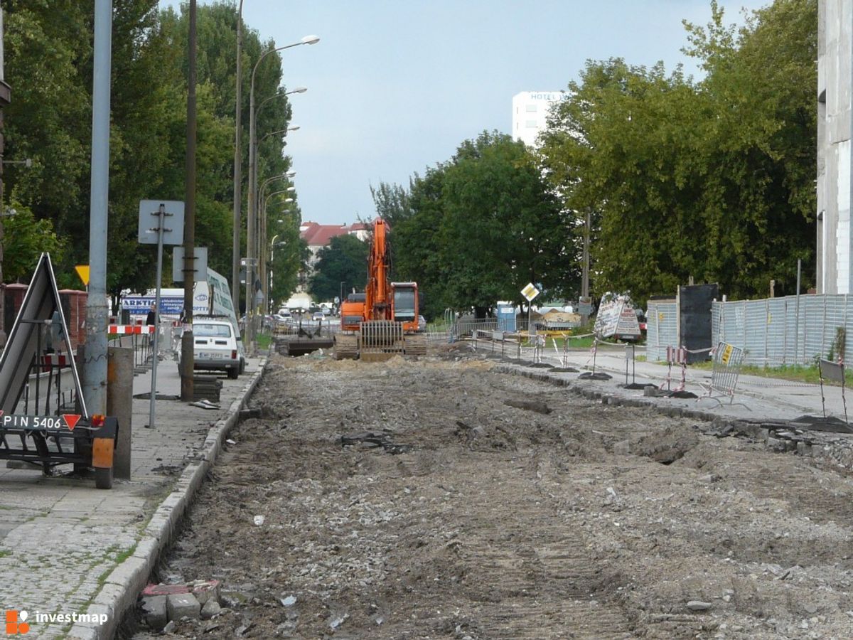 Zdjęcie [Wrocław-Krzyki] Przebudowa układu drogowego wokół Sky Tower fot. alsen strasse 67 