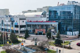 Centrum handlowo-usługowe LAND w Warszawie z 6 nowymi najemcami