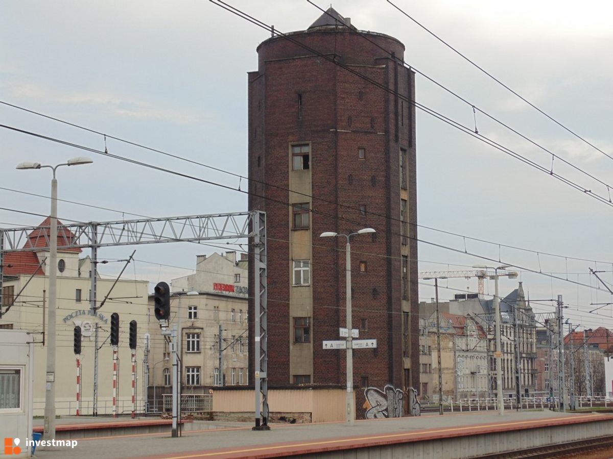 Zdjęcie [Katowice] Wieża Ciśnień, ul. Dworcowa fot. Damian Daraż 