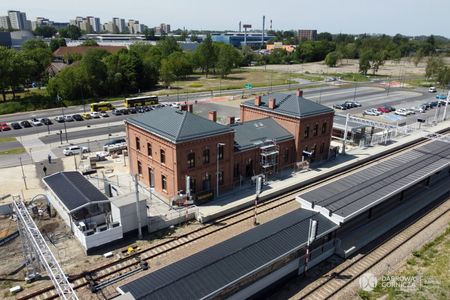 Dobiega końca remont zabytkowego dworca kolejowego w Dąbrowie Górniczej [ZDJĘCIA]